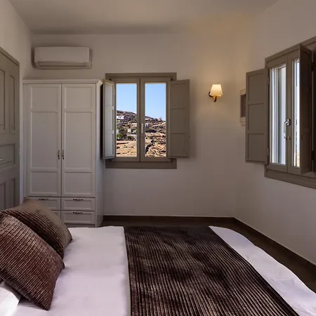 Seascape Folegandros